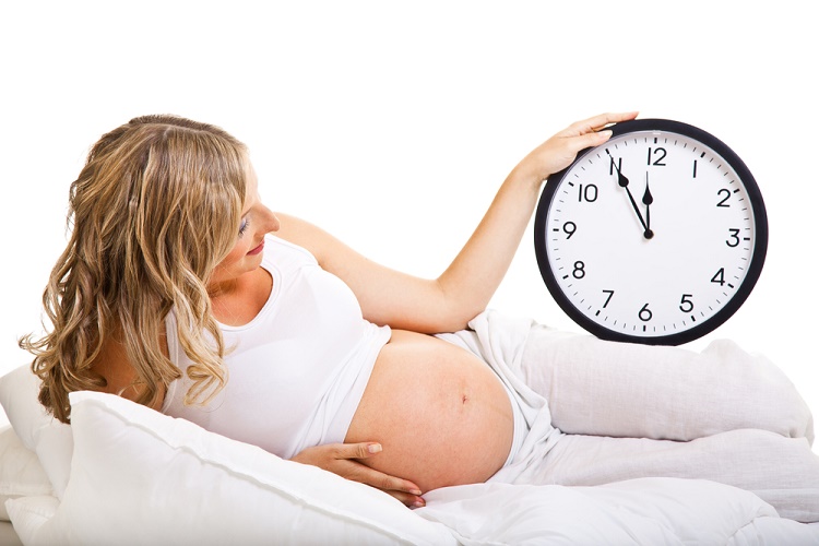 ​Гинеколог торопит с беременностью, но рожать пока не хочется. Кто прав?