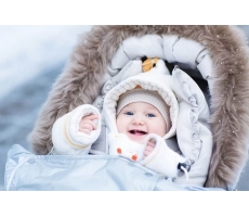 Зимний гардероб новорожденного: топ 9 вещей для грудничка