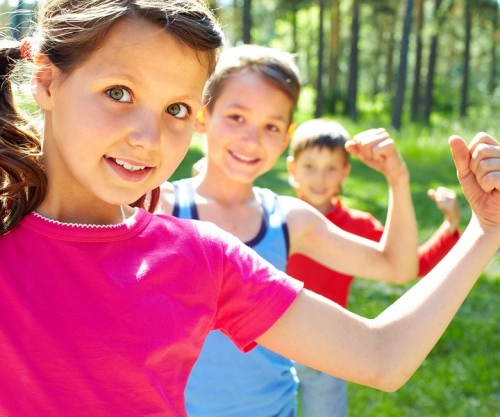 Как укрепить здоровье ребёнка летом?