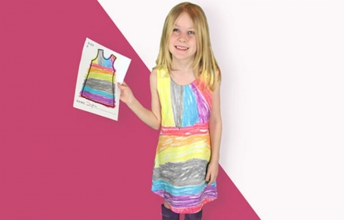 ​Американка Джейми Ньюберри шьёт платья с детскими рисунками